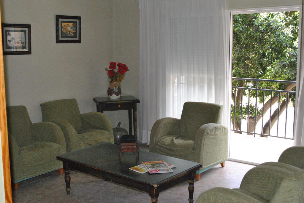 Hostal Rey Teodomiro Οριουέλα Εξωτερικό φωτογραφία